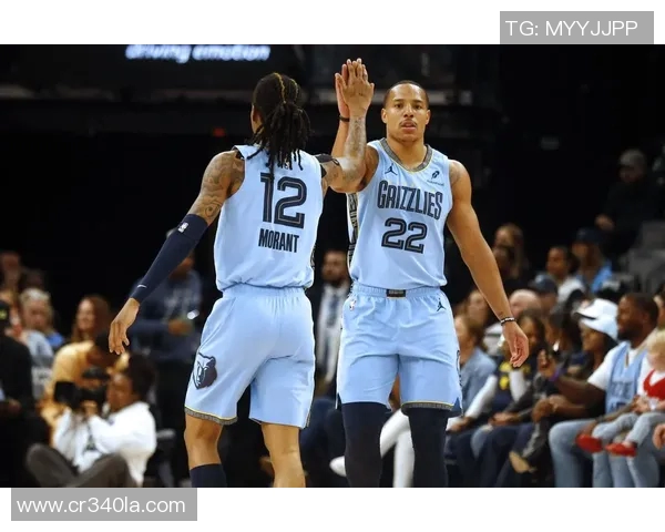 莫兰特呼唤布兰登·克拉克回归，灰熊队“山寨版追梦”缺阵致攻防体系陷困境